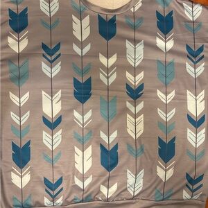 Arrow Print Pullover Top in Taupe and Teal